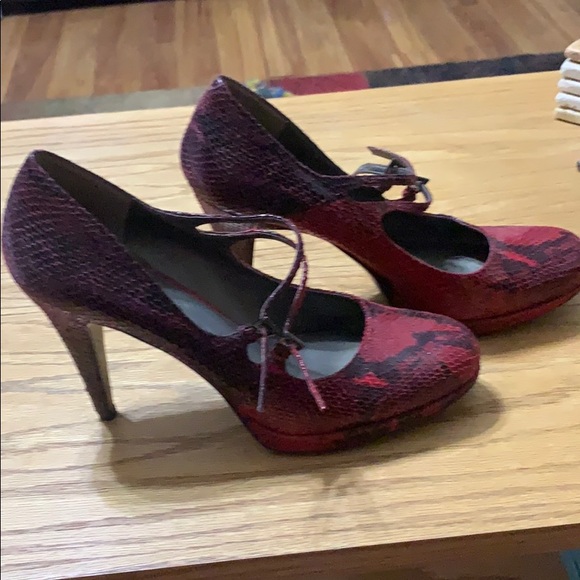 Baby doll style snake print heels - Picture 2 of 2